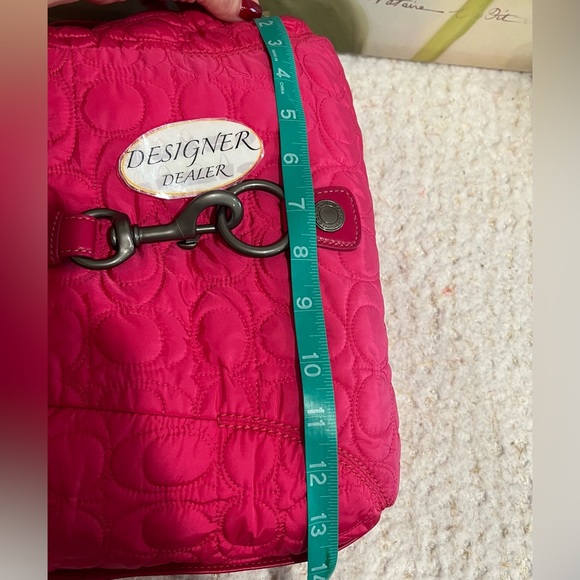 Authentic COACH Quilted C Large Duffle Pink Rabbit Hair NWT # 6733 RARE - Picture 9 of 15